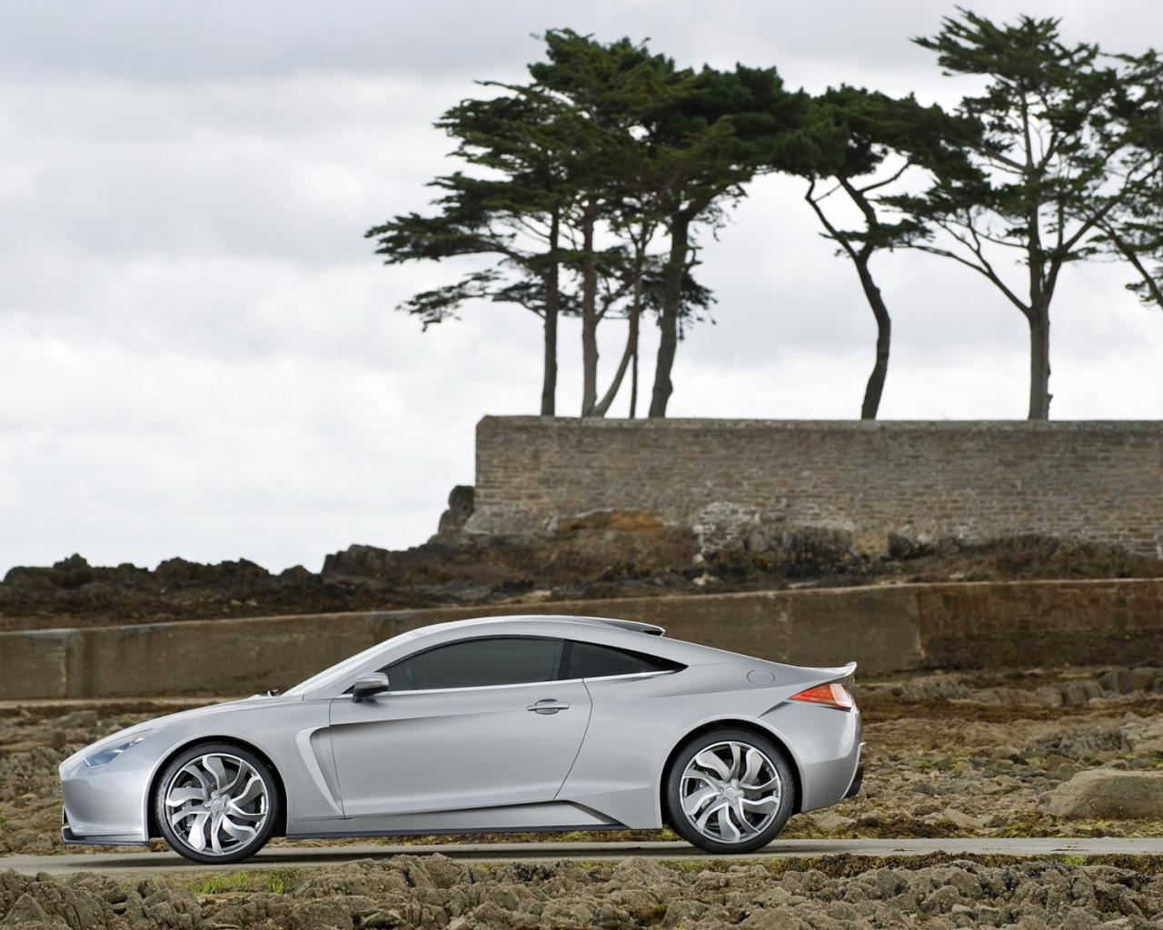 спортивный электрокар Exagon-Furtive