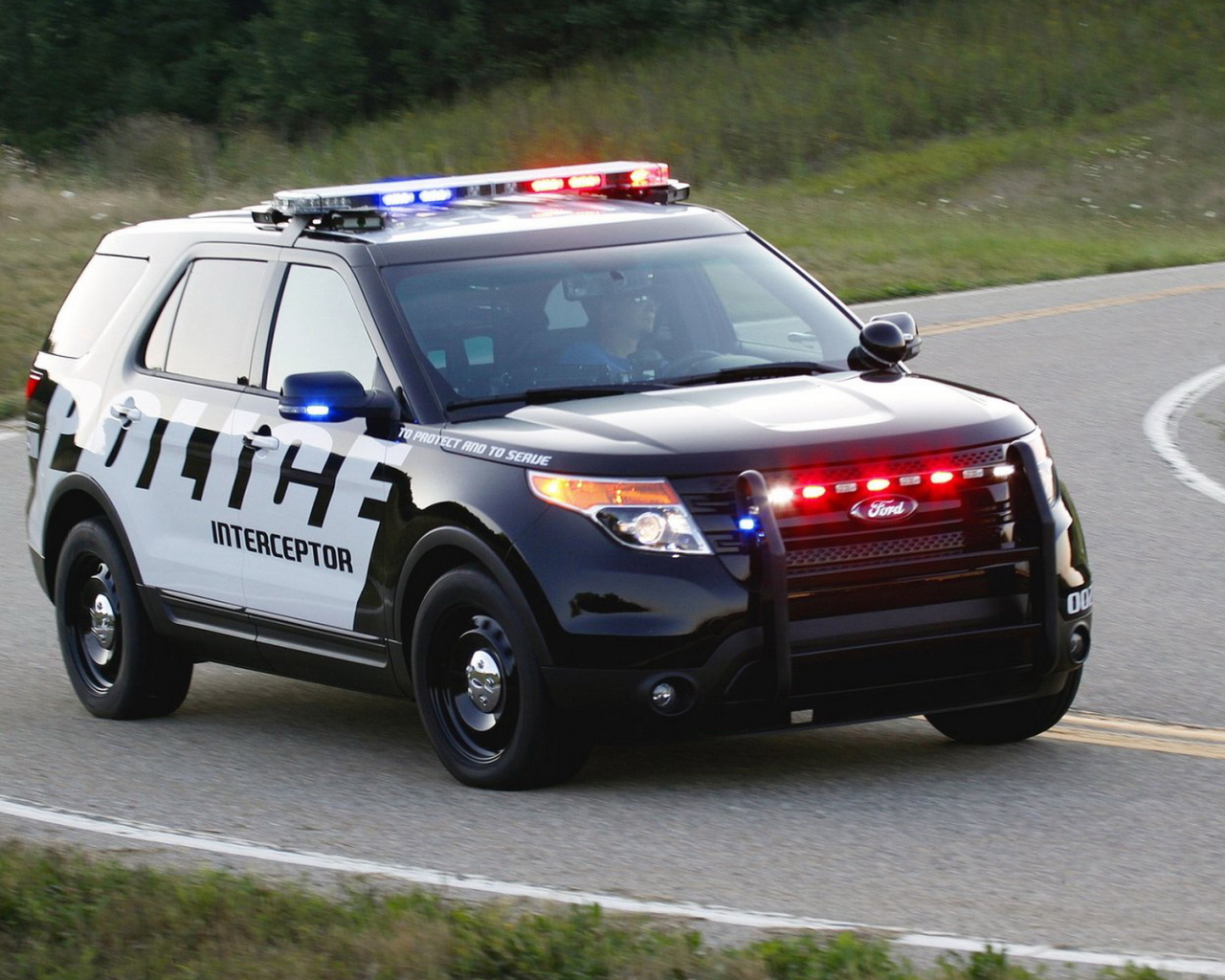 Форд-полицейский перехватчик