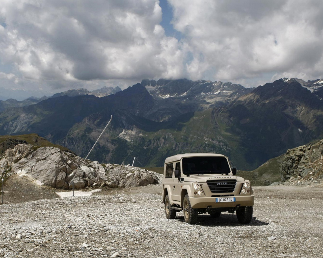 Ивеко Кампагнола на высоте гор
