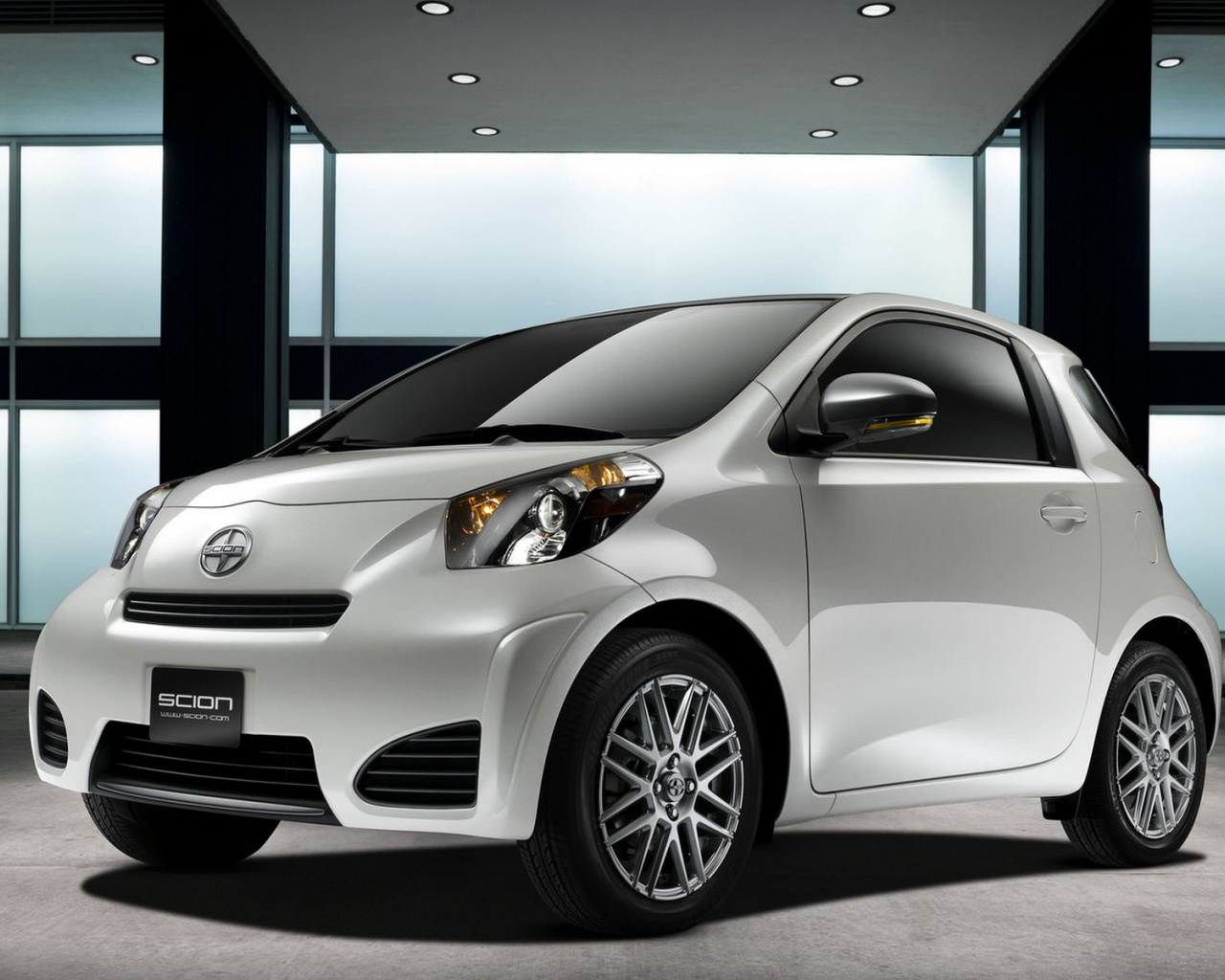 Scion iQ