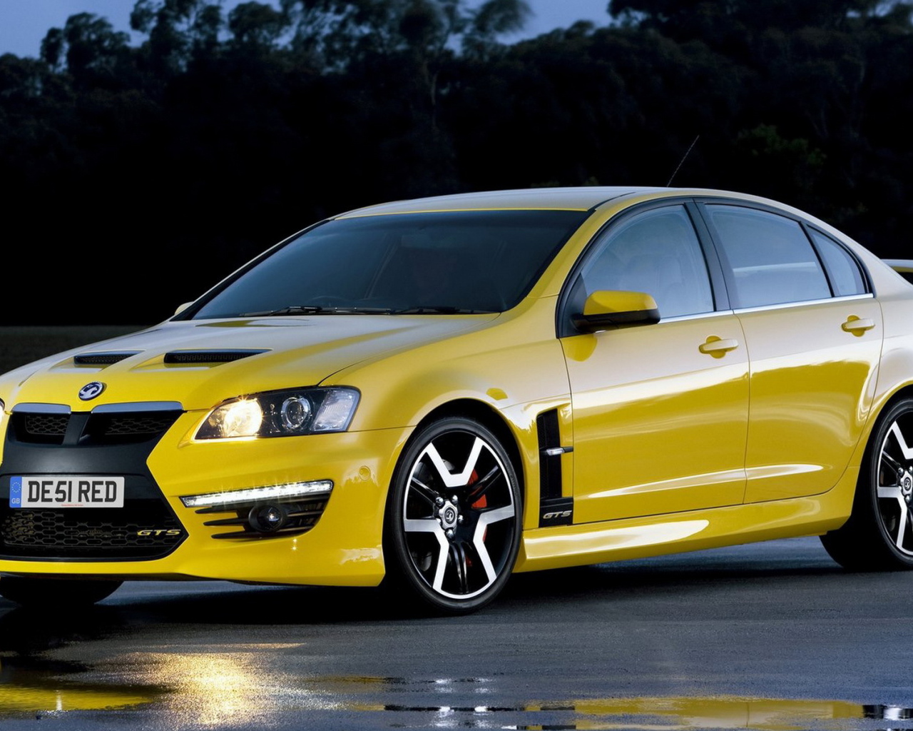 New Vauxhall-VXR8