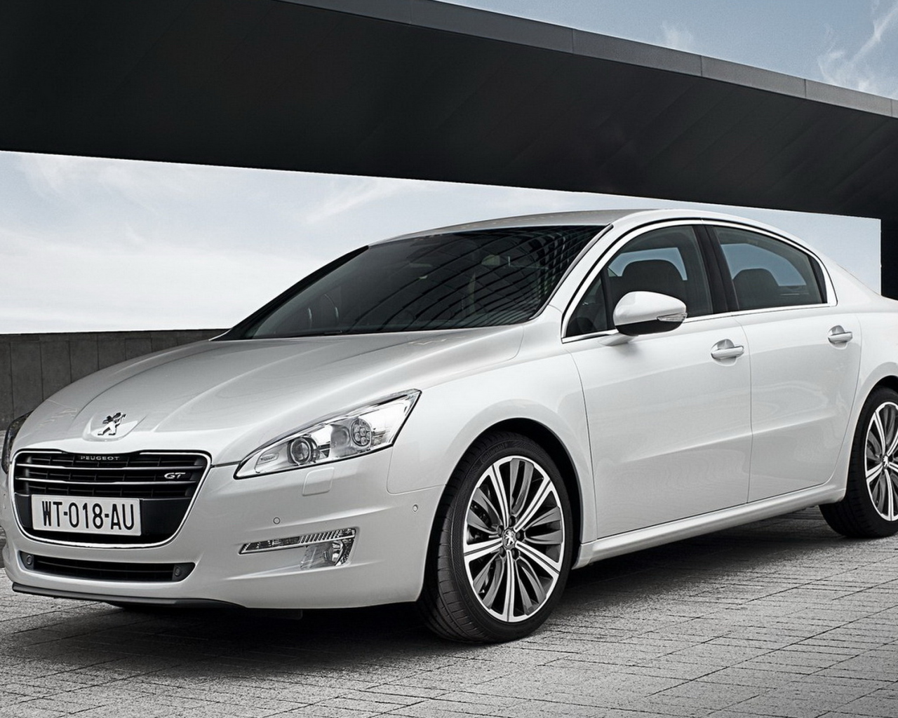 Новый Пежо 508 Седан