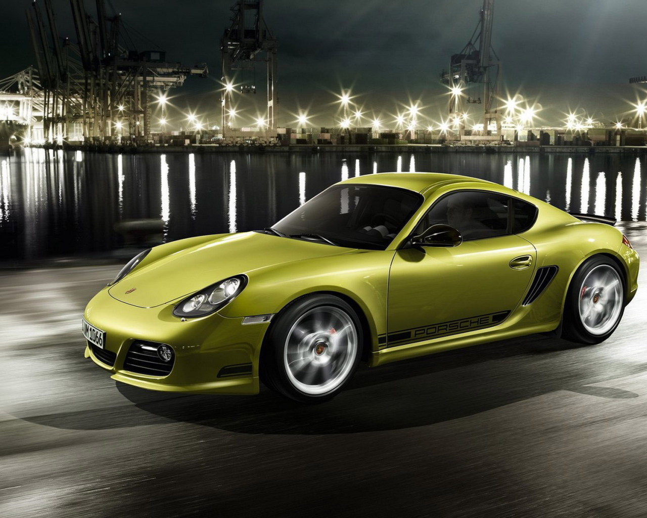 Порше Кайман 2011