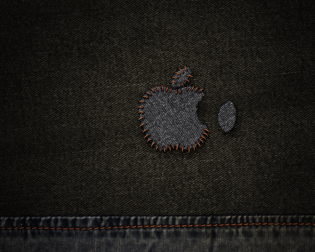 Джинсовая нашивка Apple