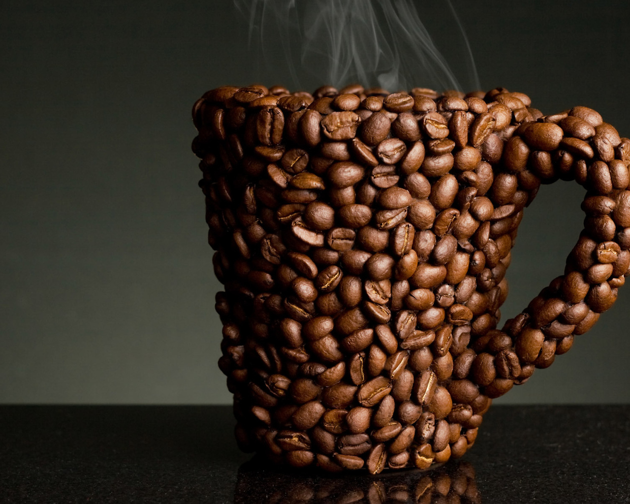 Кружка черного кофе