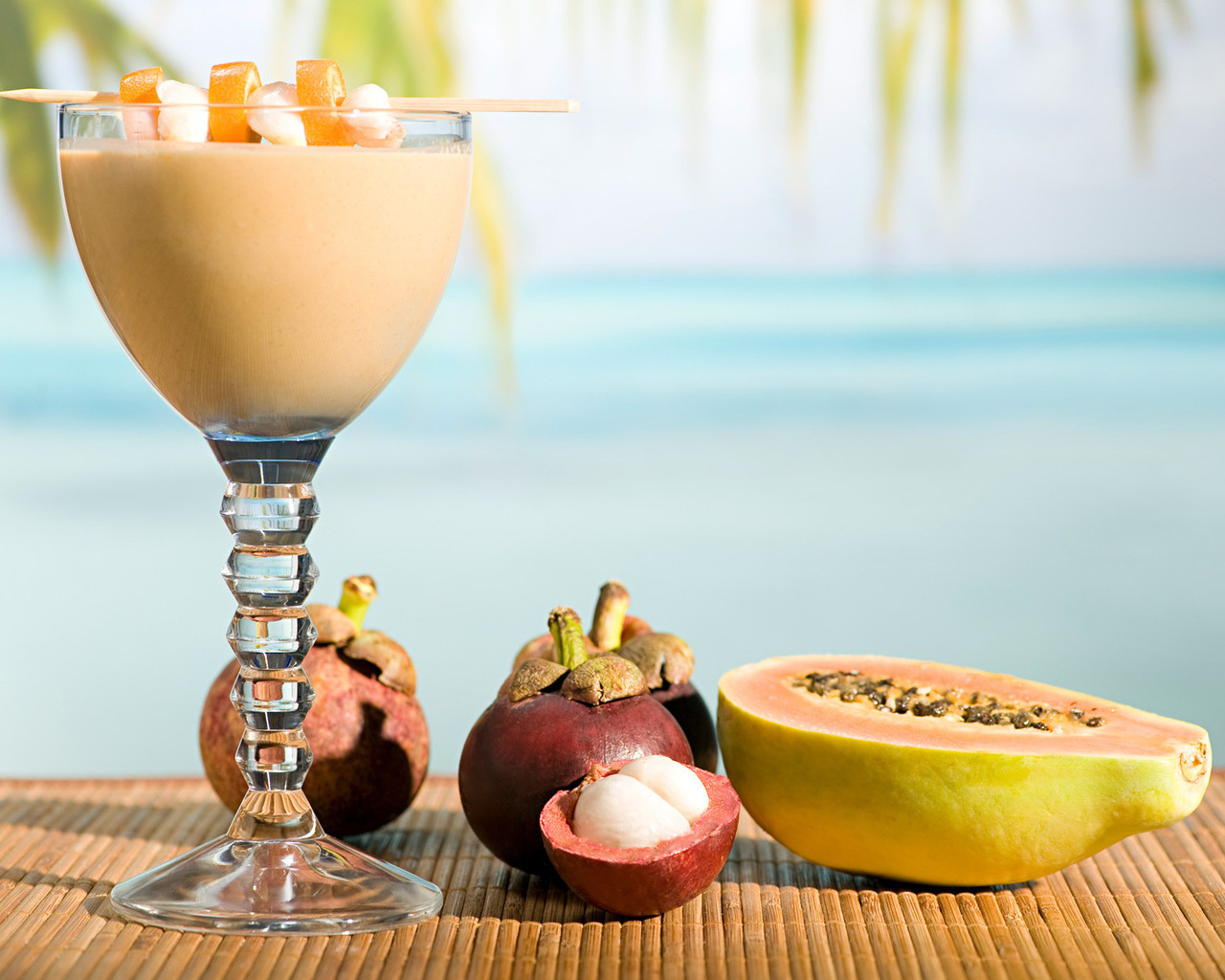 Экзотический коктейль