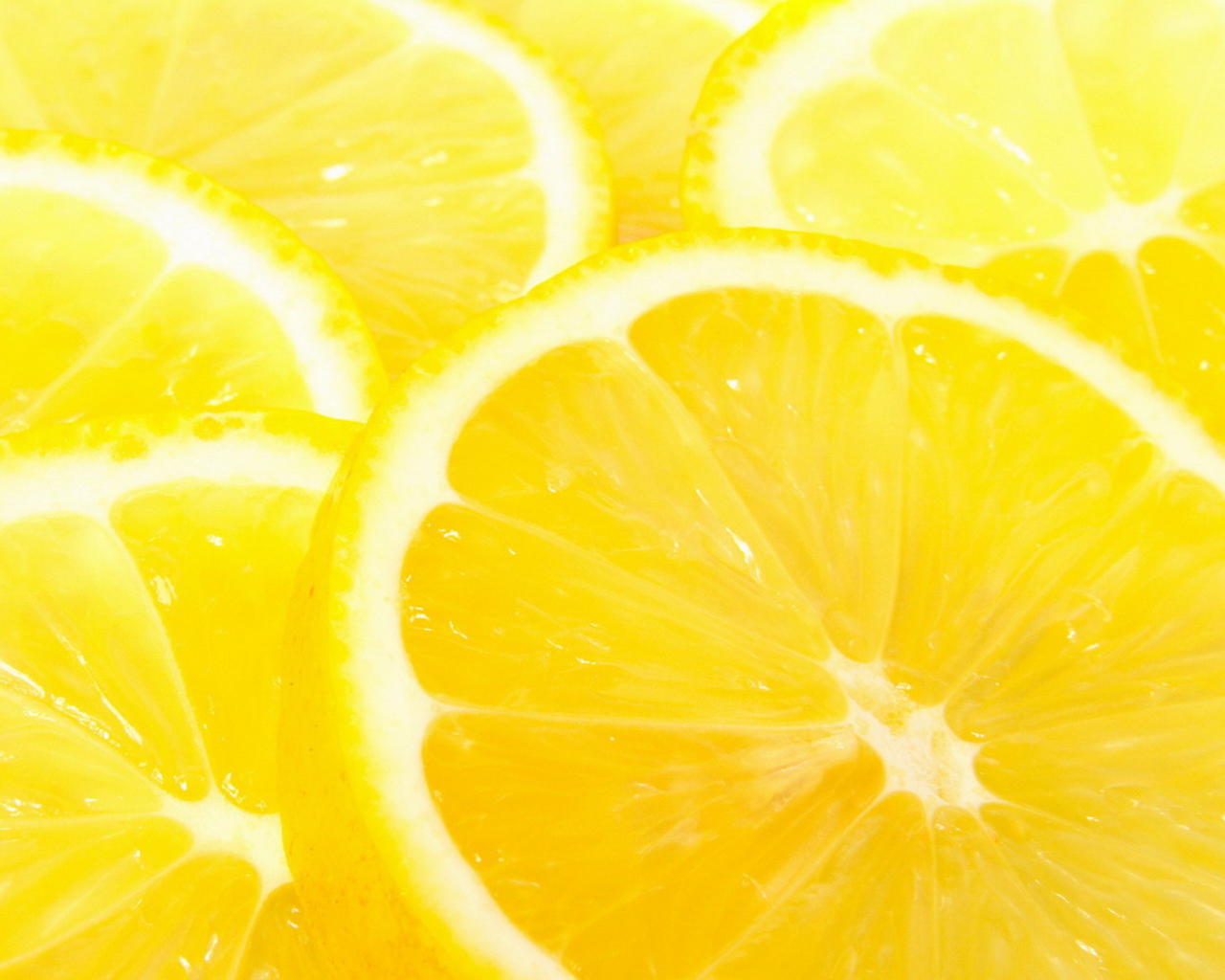 Нарезанный лимон