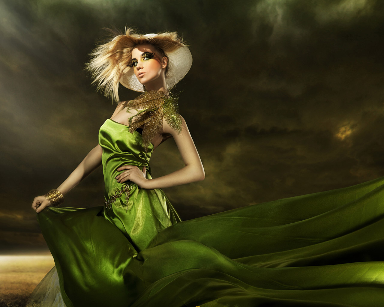 Девушка модница модель