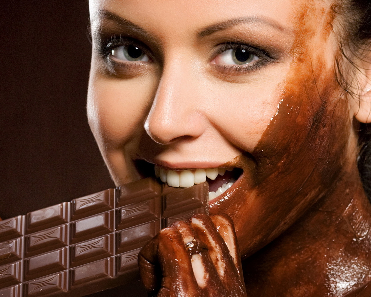 Девушка в шоколаде