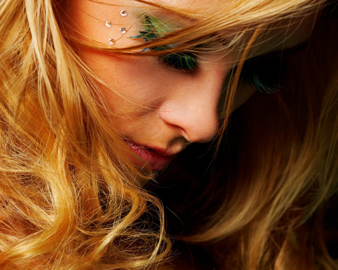Рыжеволосая краса