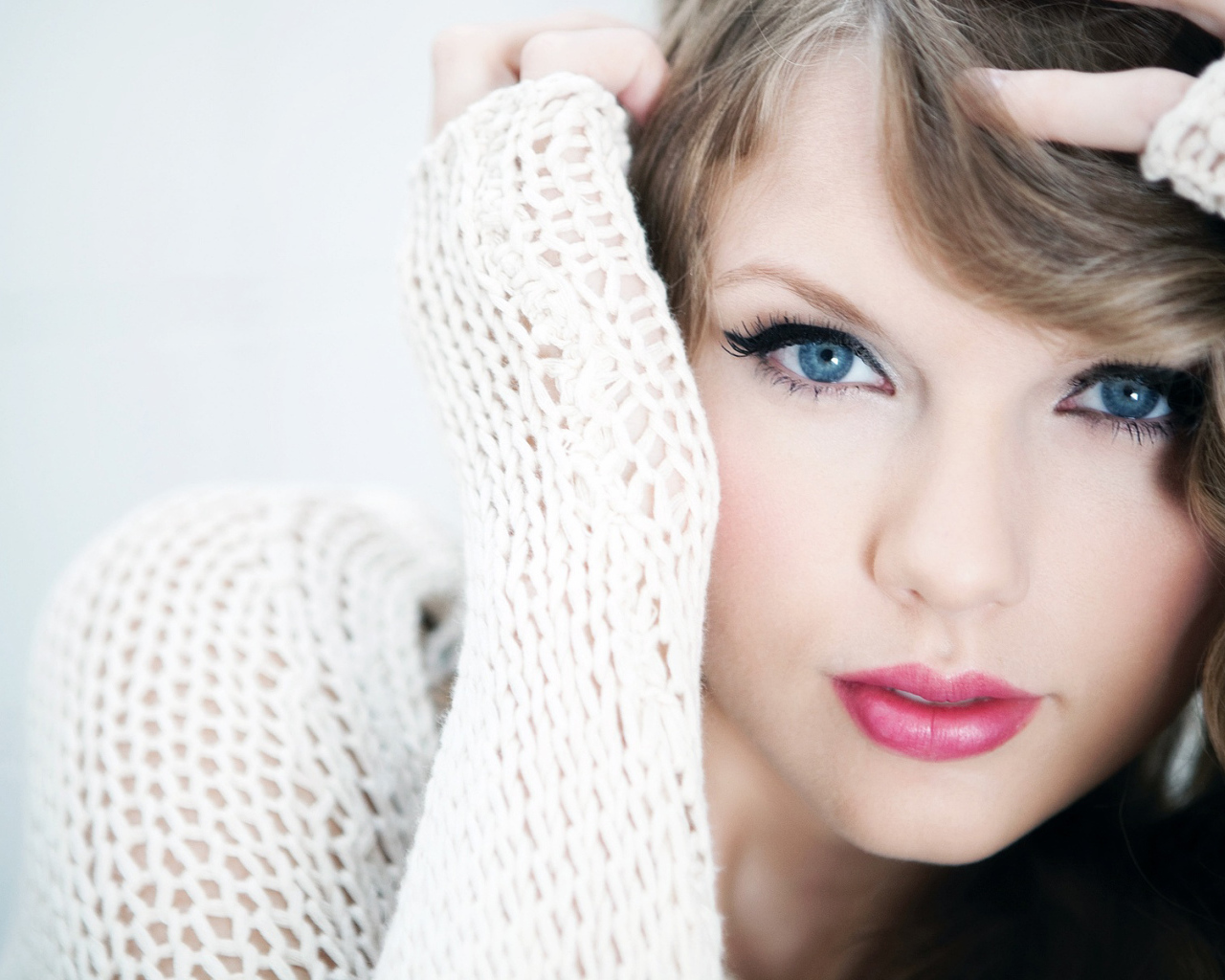 Красивая Тэйлор Свифт