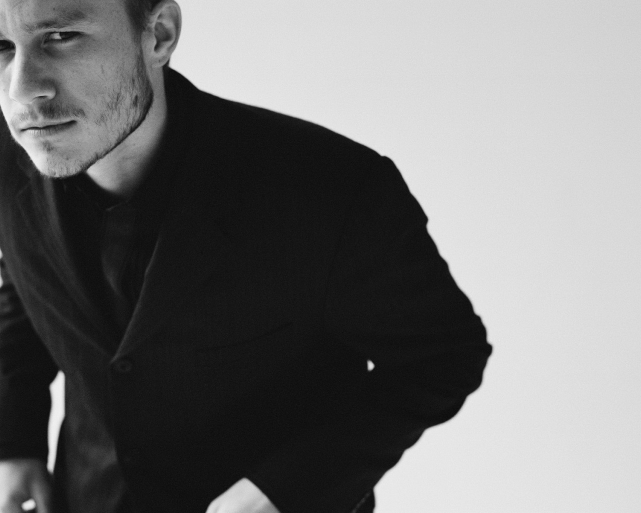 Хит Леджер в костюме