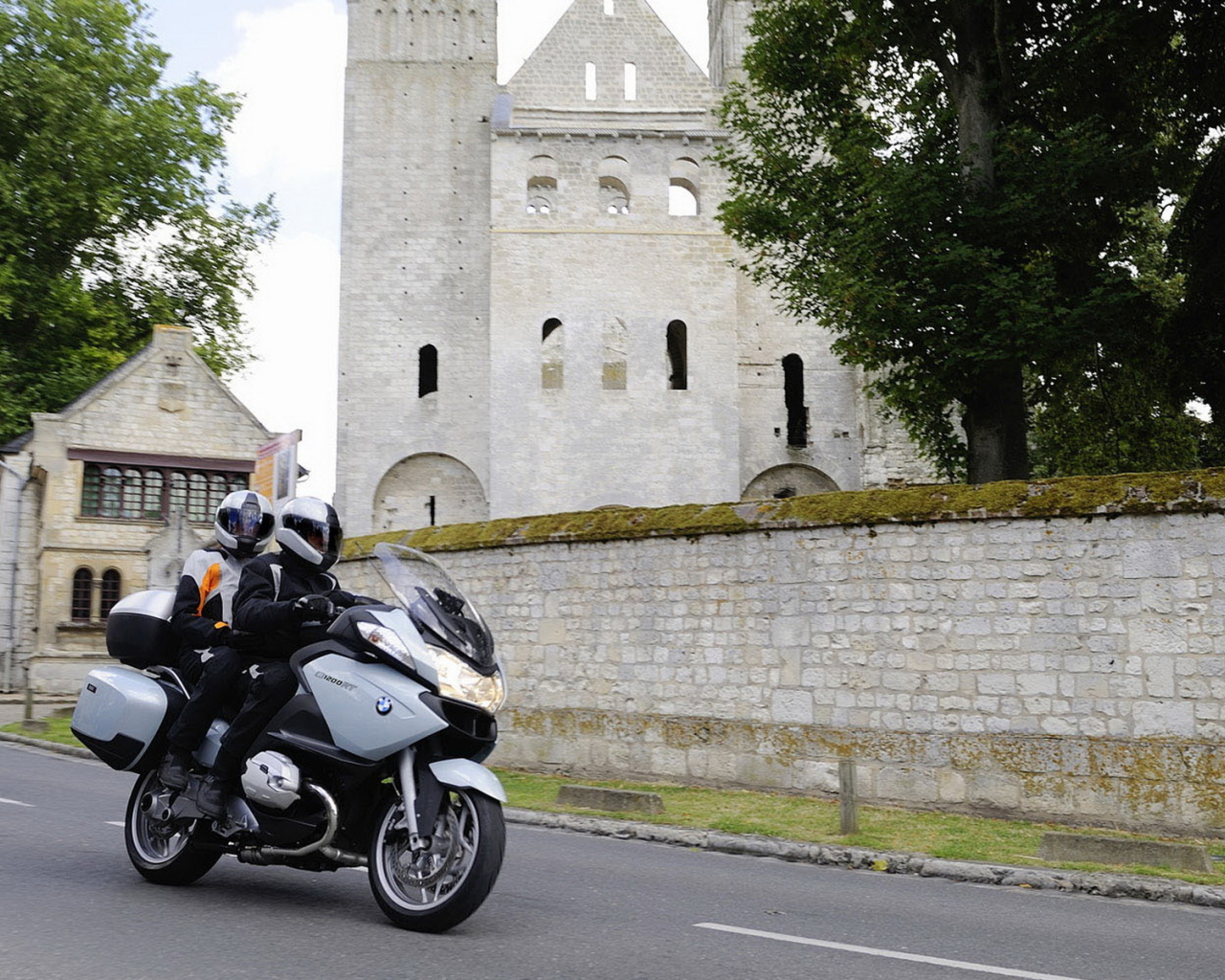 БМВ Р 1200 - путешествуй наслаждаясь