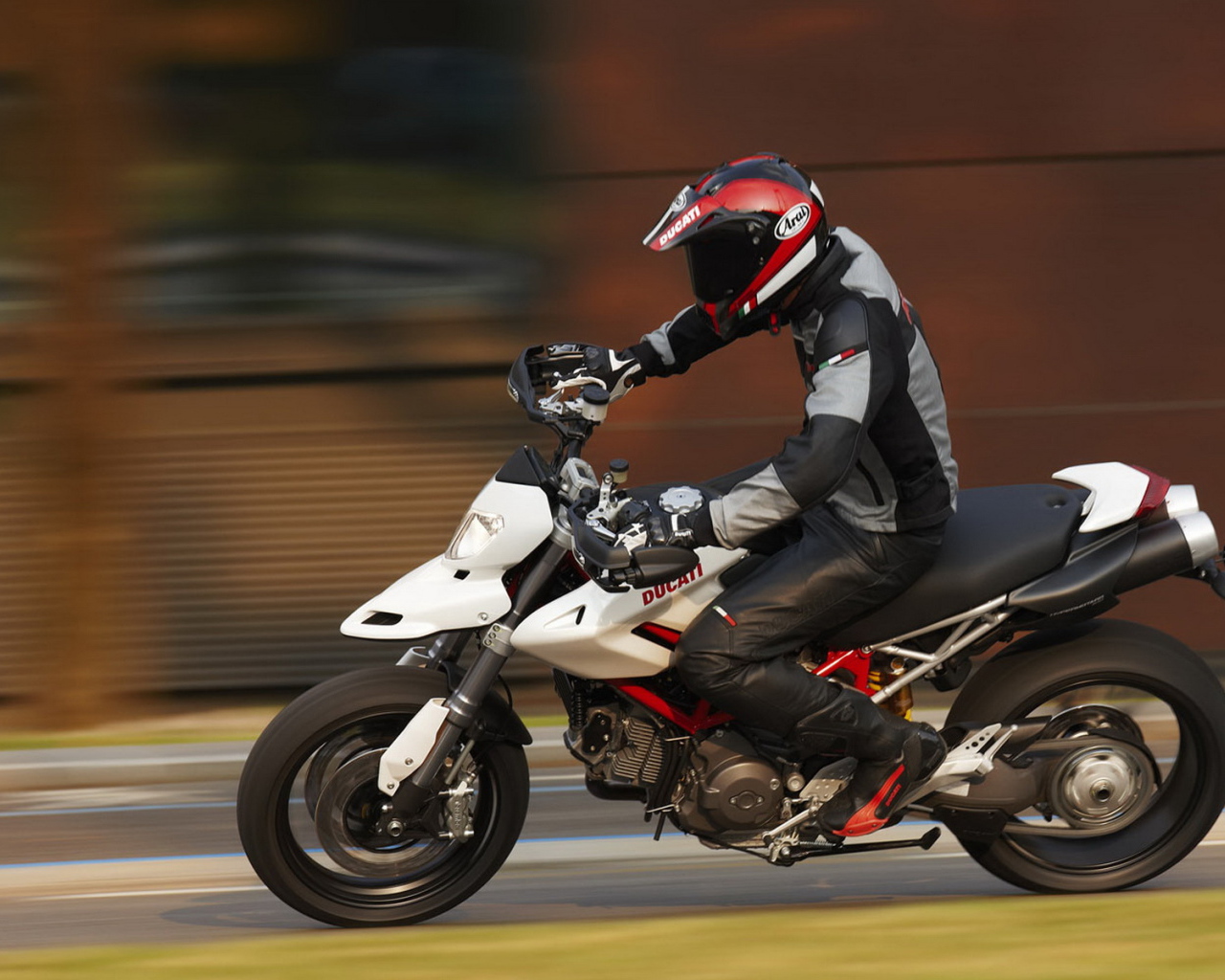 Ducati HyperMotard 1100xx
