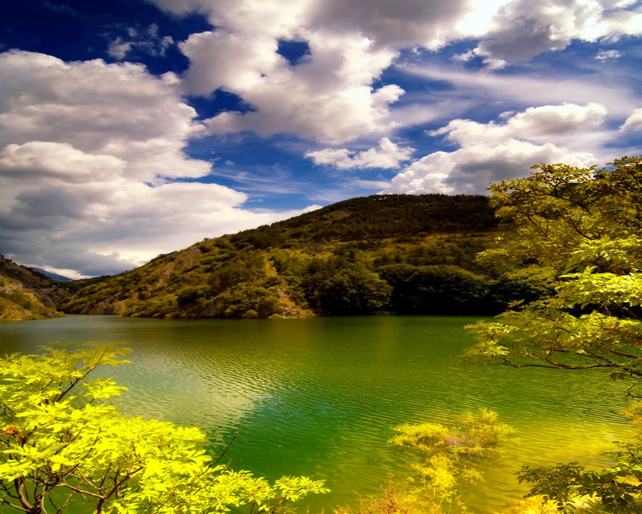 Золотое озеро