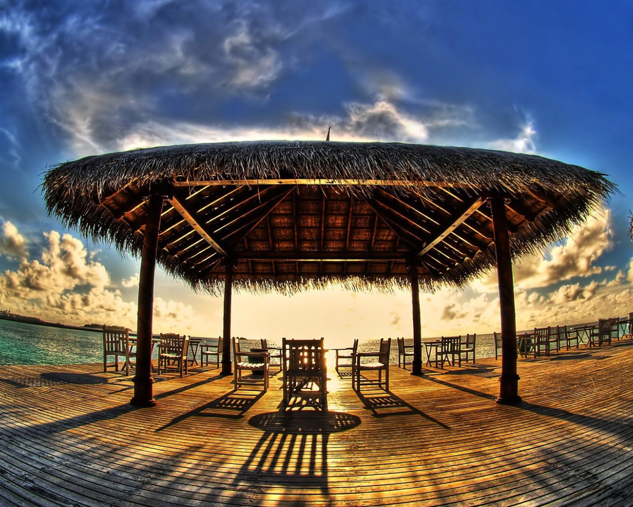 Ресторанчик на берегу