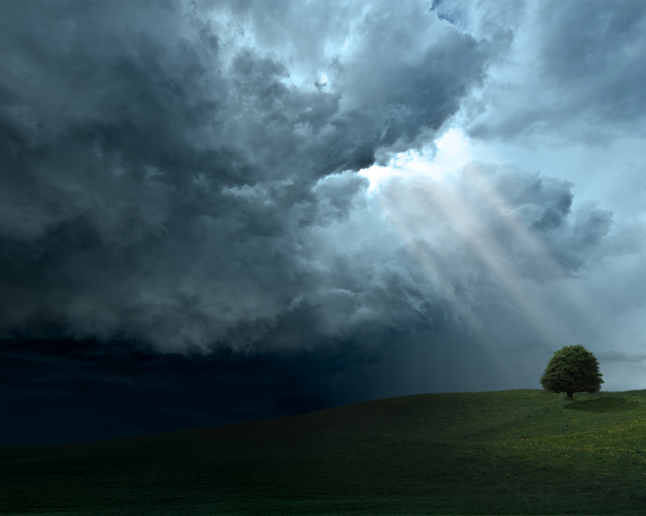 Свет сквозь облака