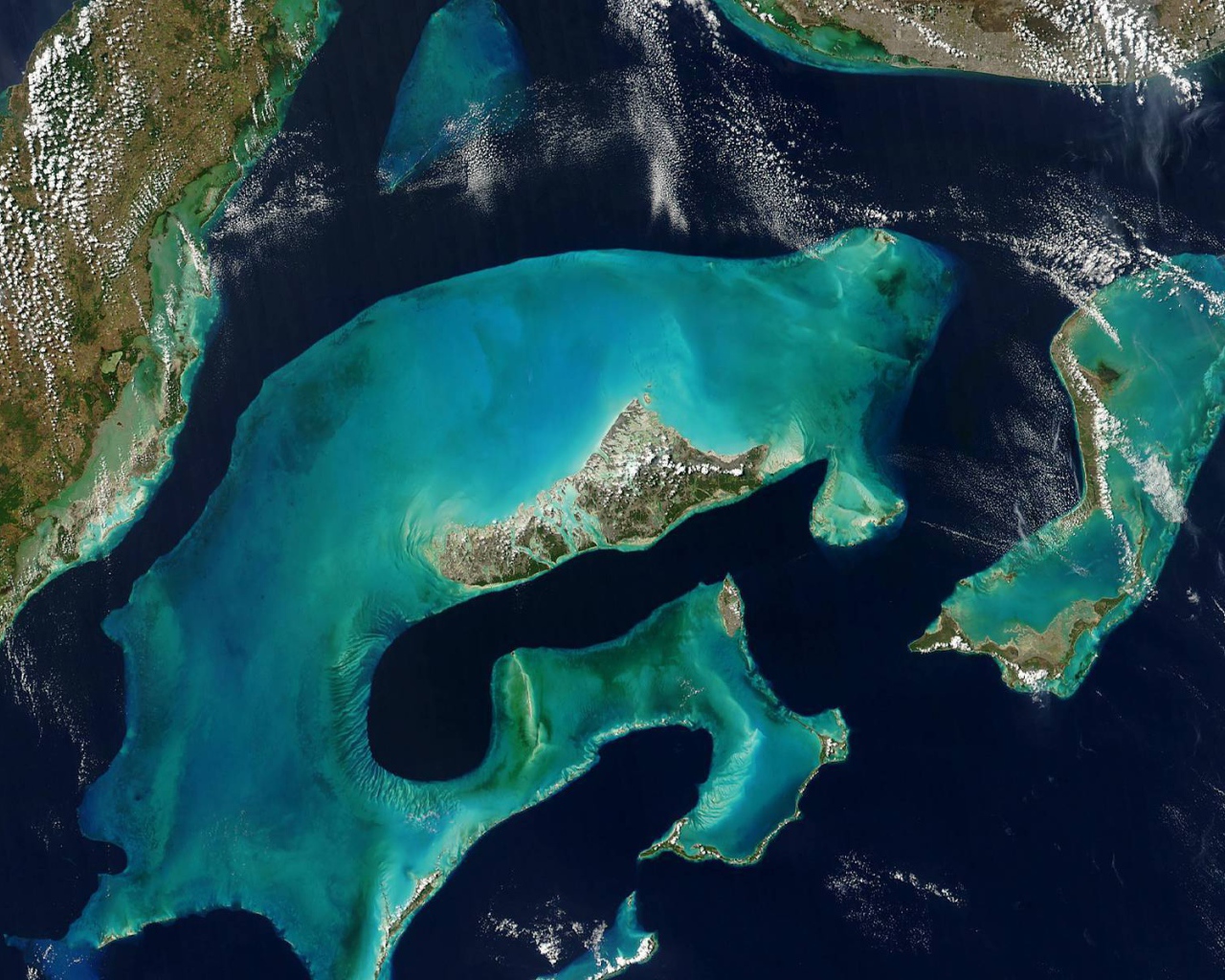 Острова из космоса