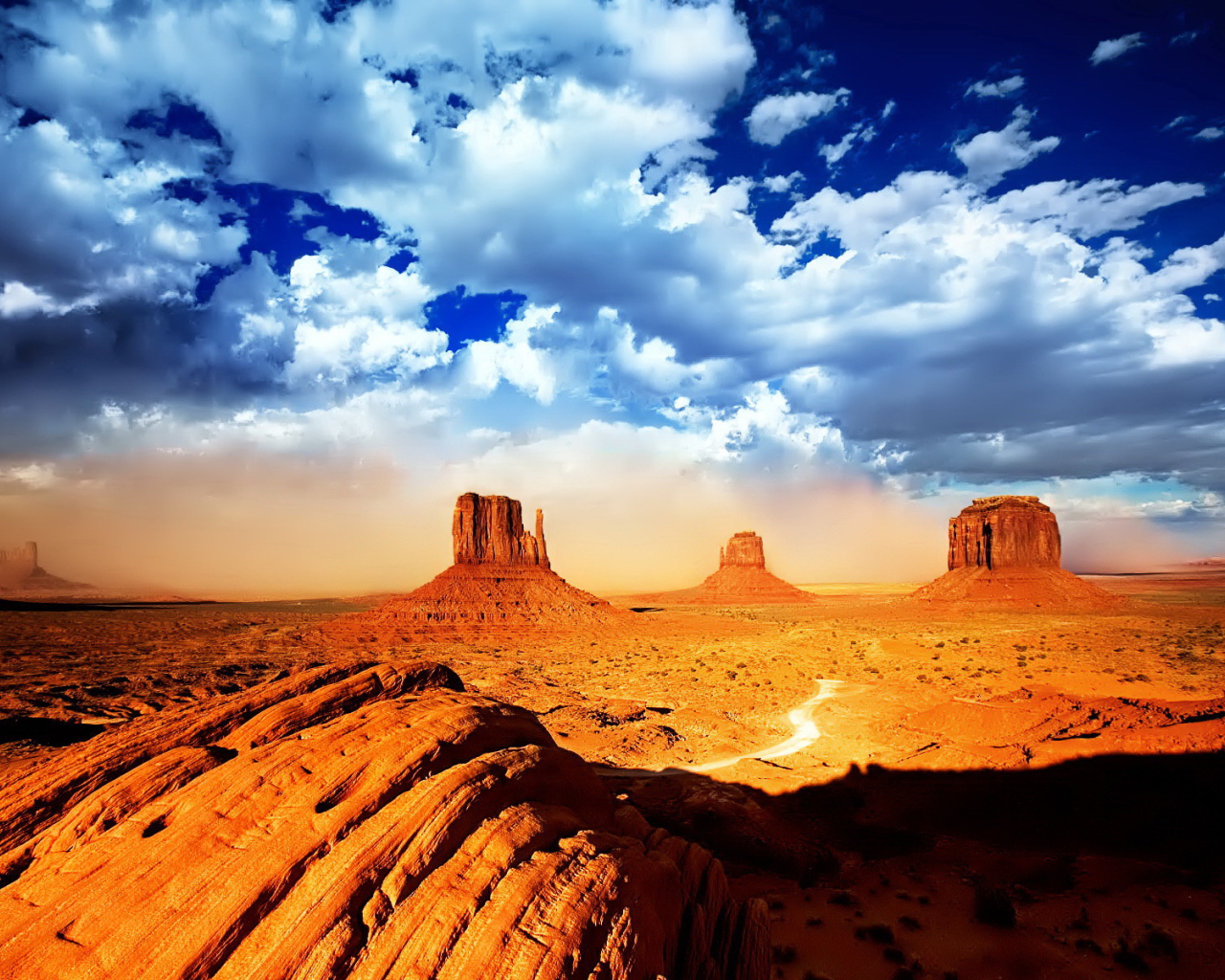 Пустынная долина