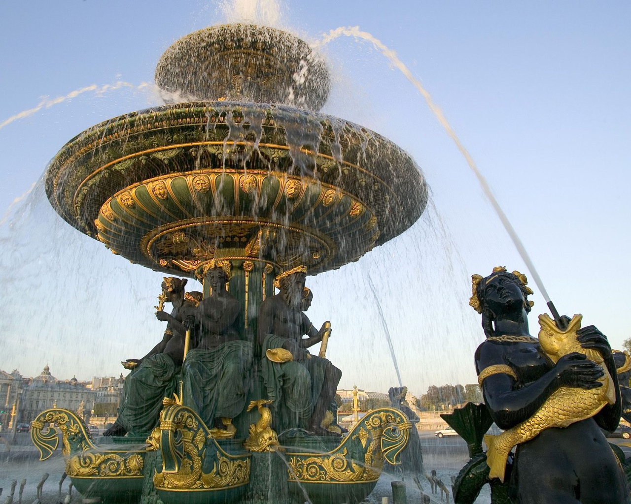 Красивый фонтан