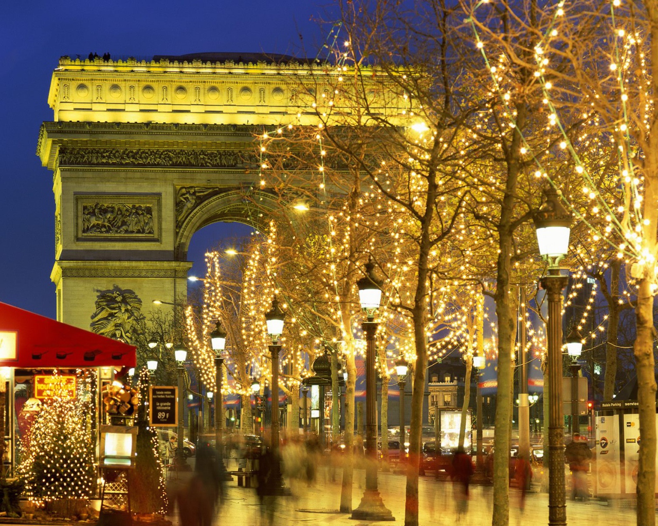 Рождество в Париже