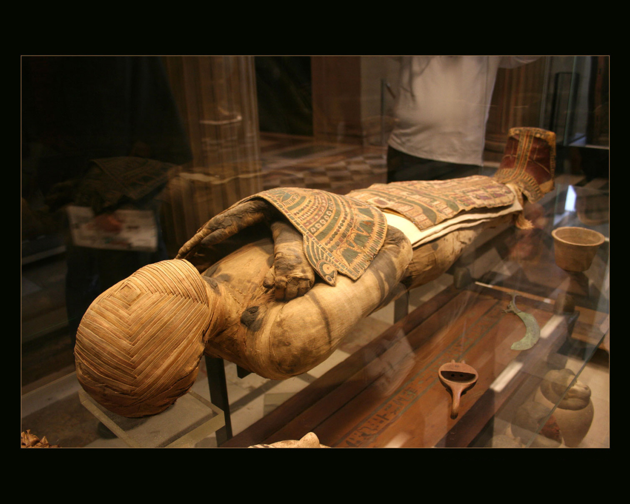 Мумия в Лувре