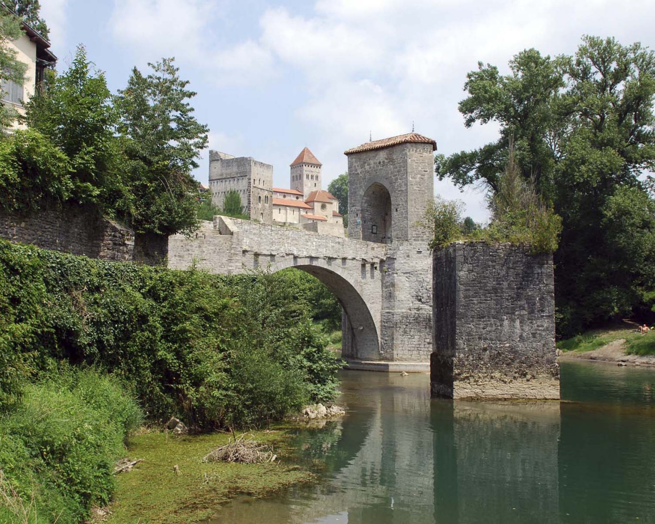 Каменный мост