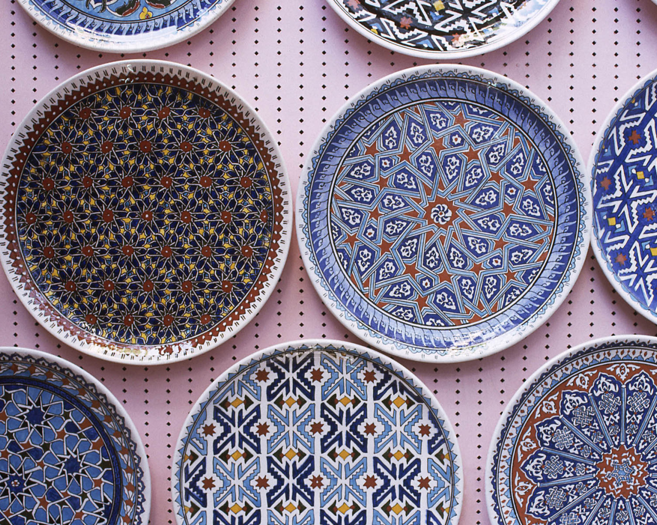 Расписные тарелки