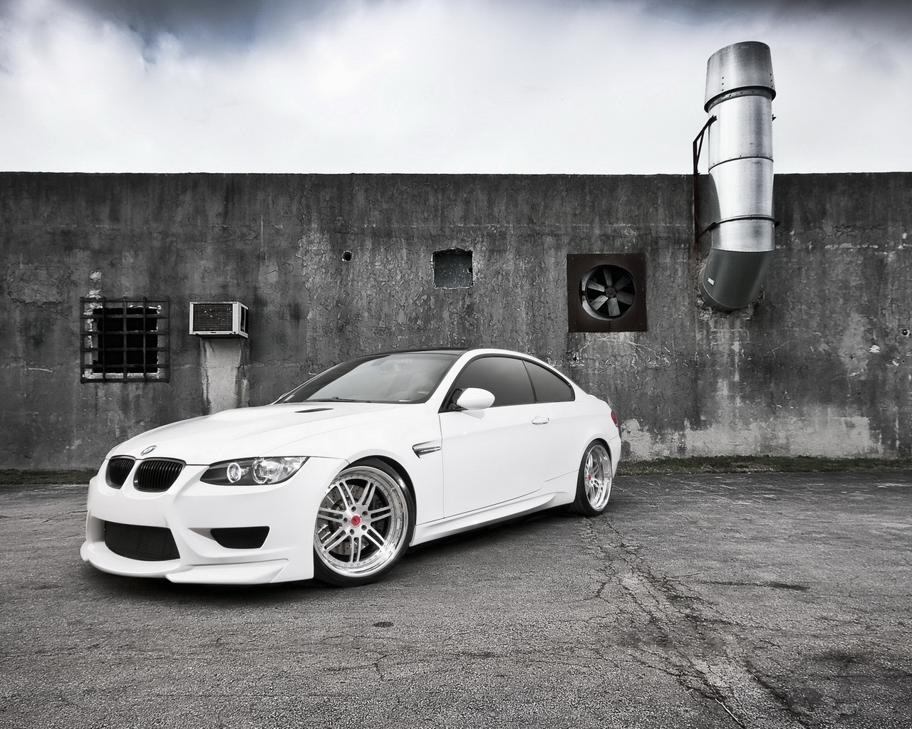 white BMW M3