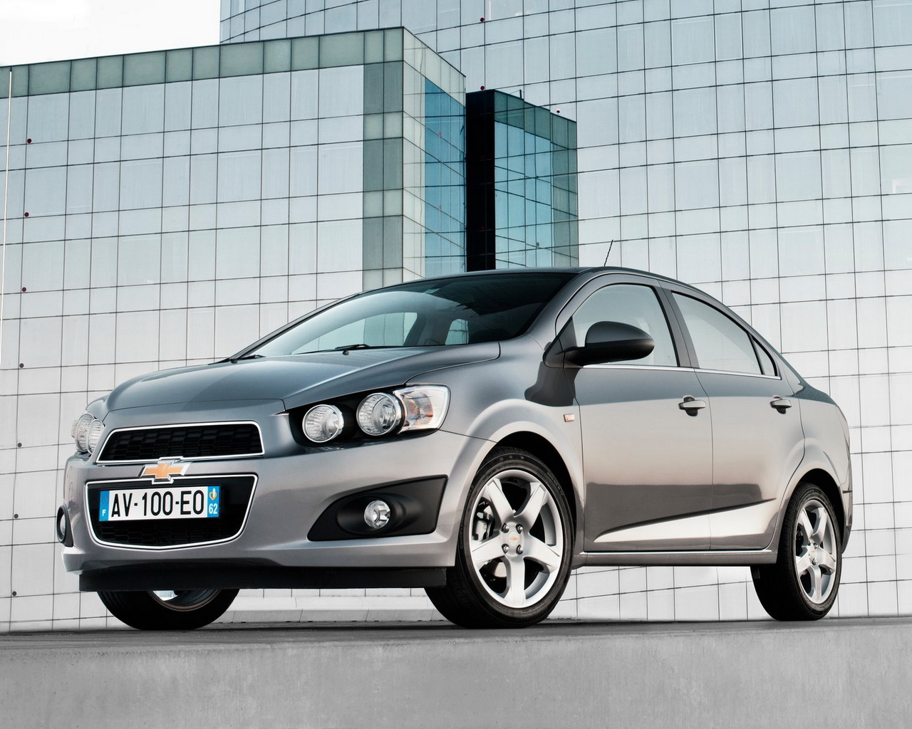 Chevrolet-Aveo Sedan