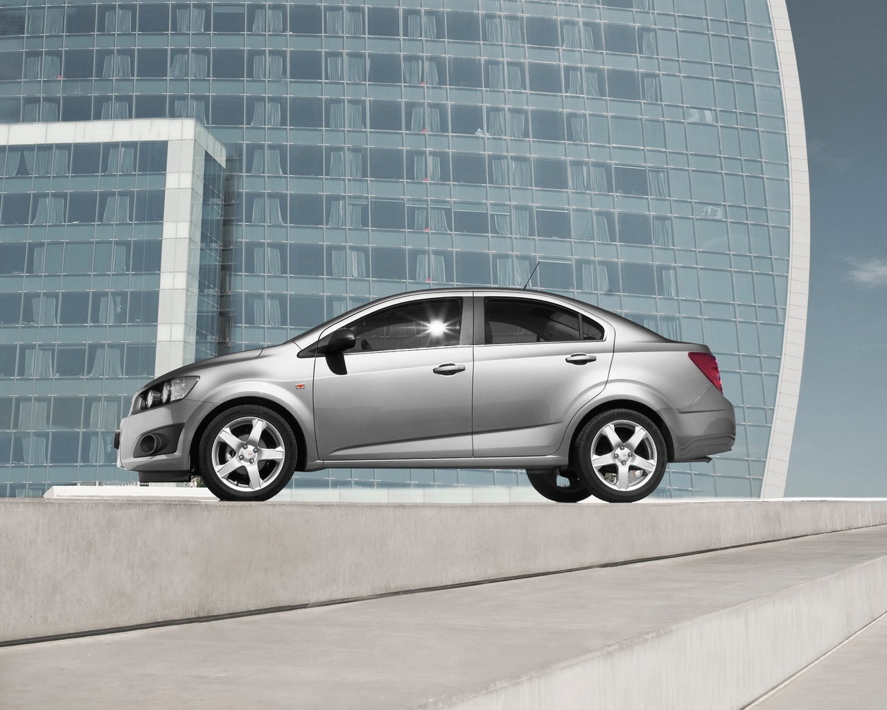 Chevrolet-Aveo Sedan 2012
