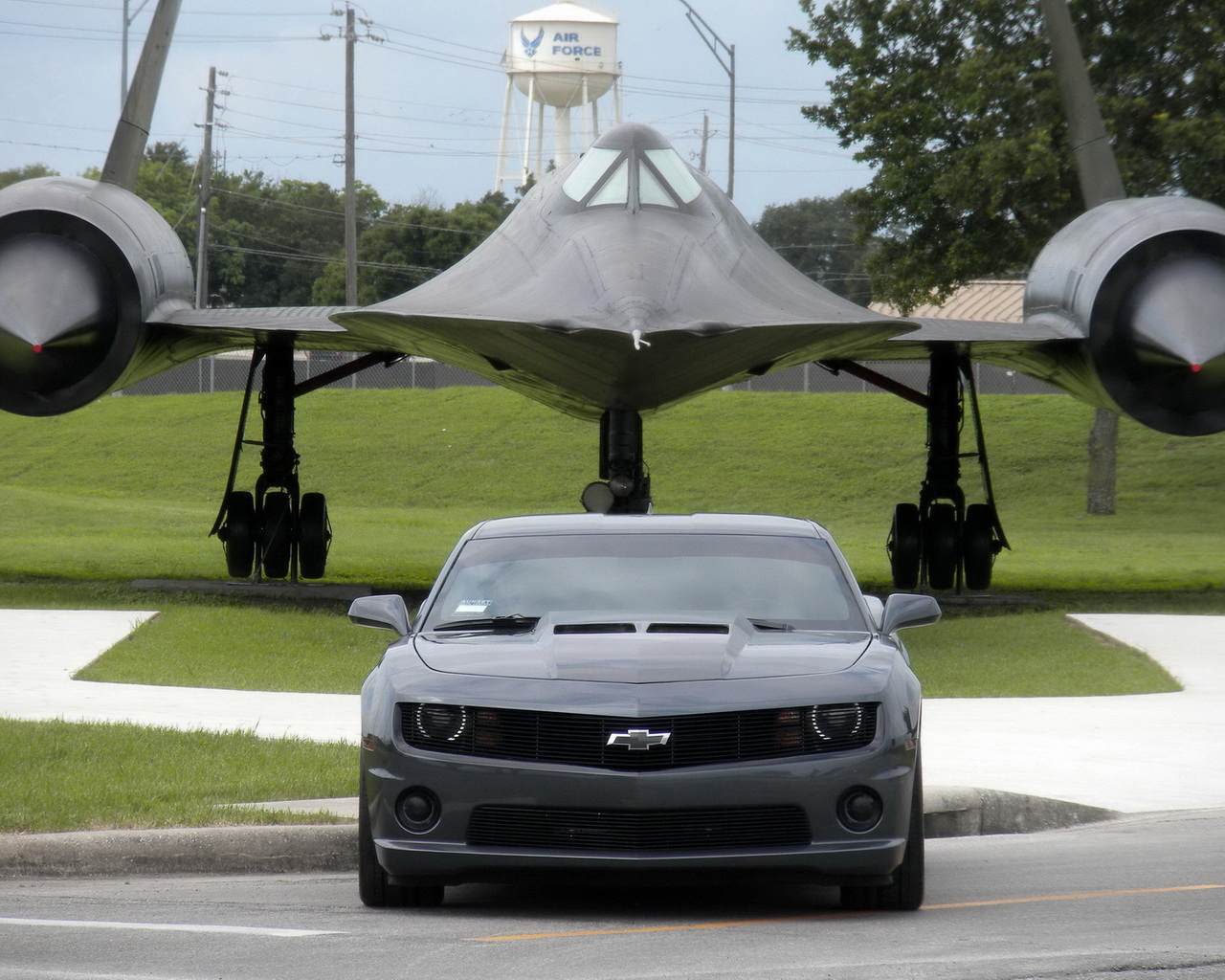 Chevrolet-Camaro Black