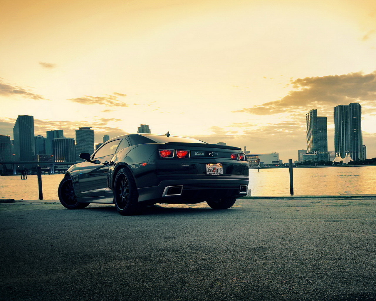 sports Chevrolet-Camaro