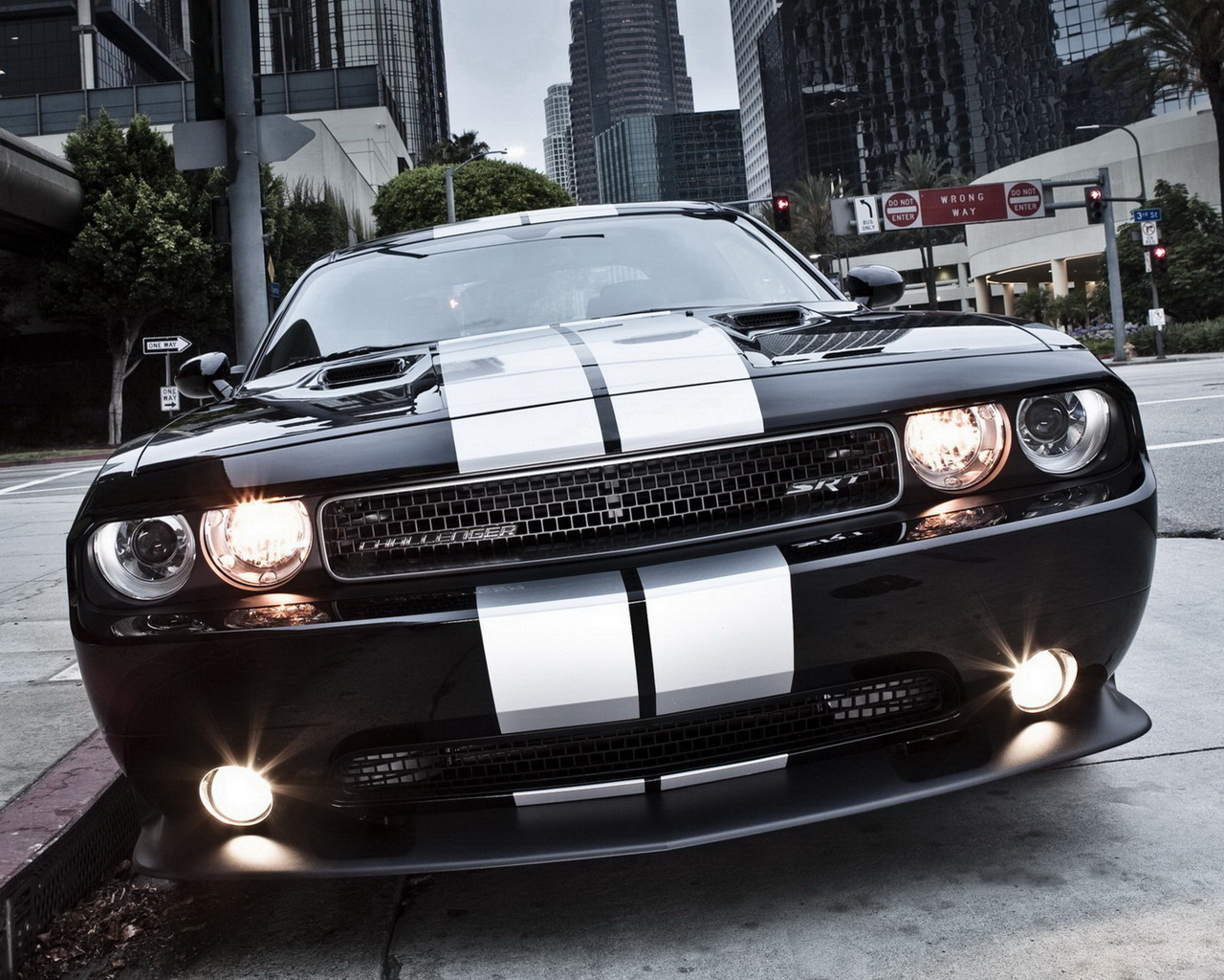 Dodge Challenger SRT8