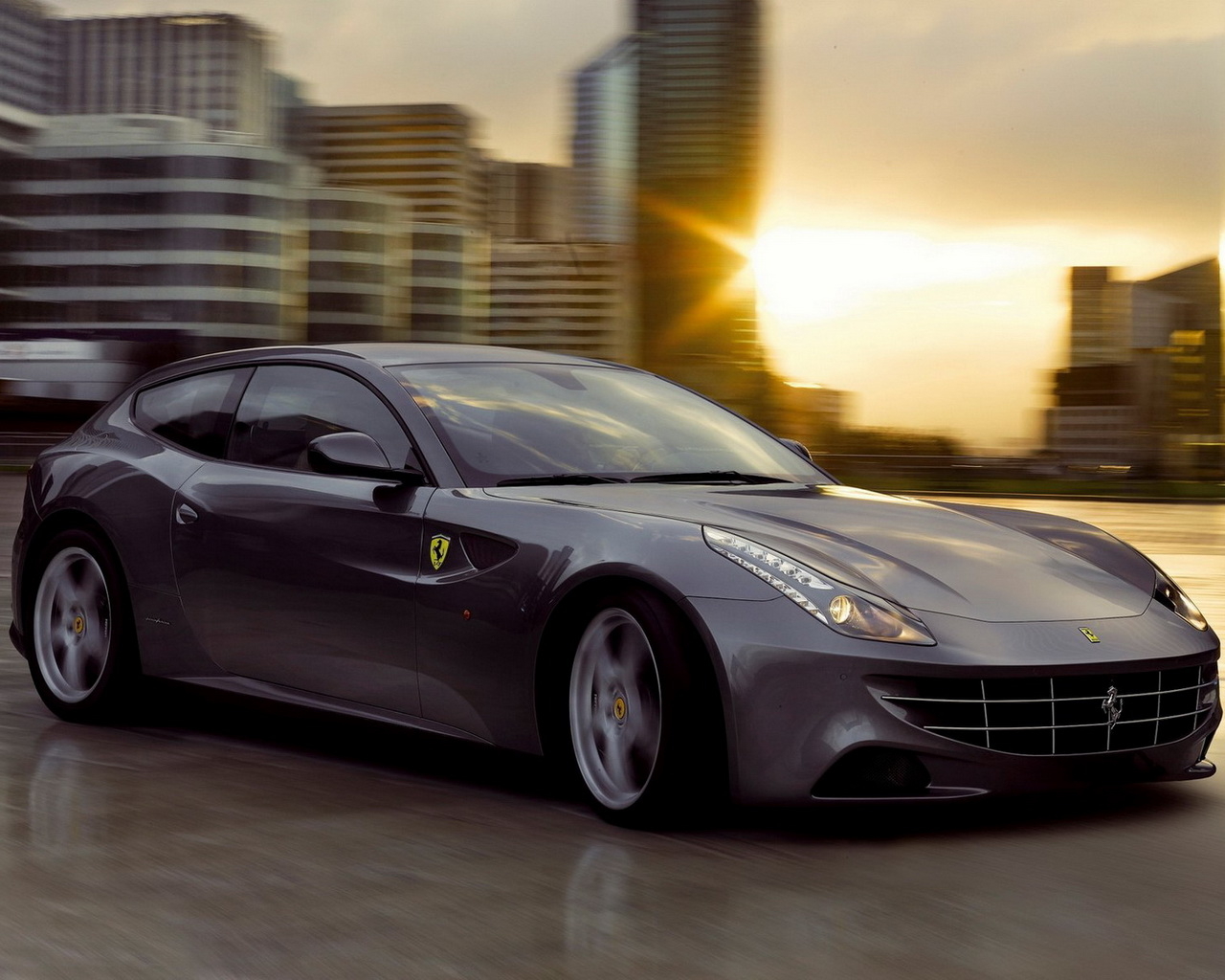 новый Ferrari-FF