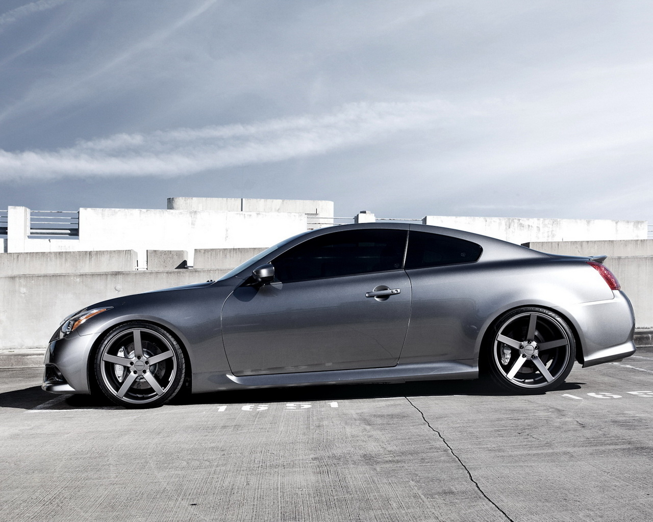 Infiniti G37