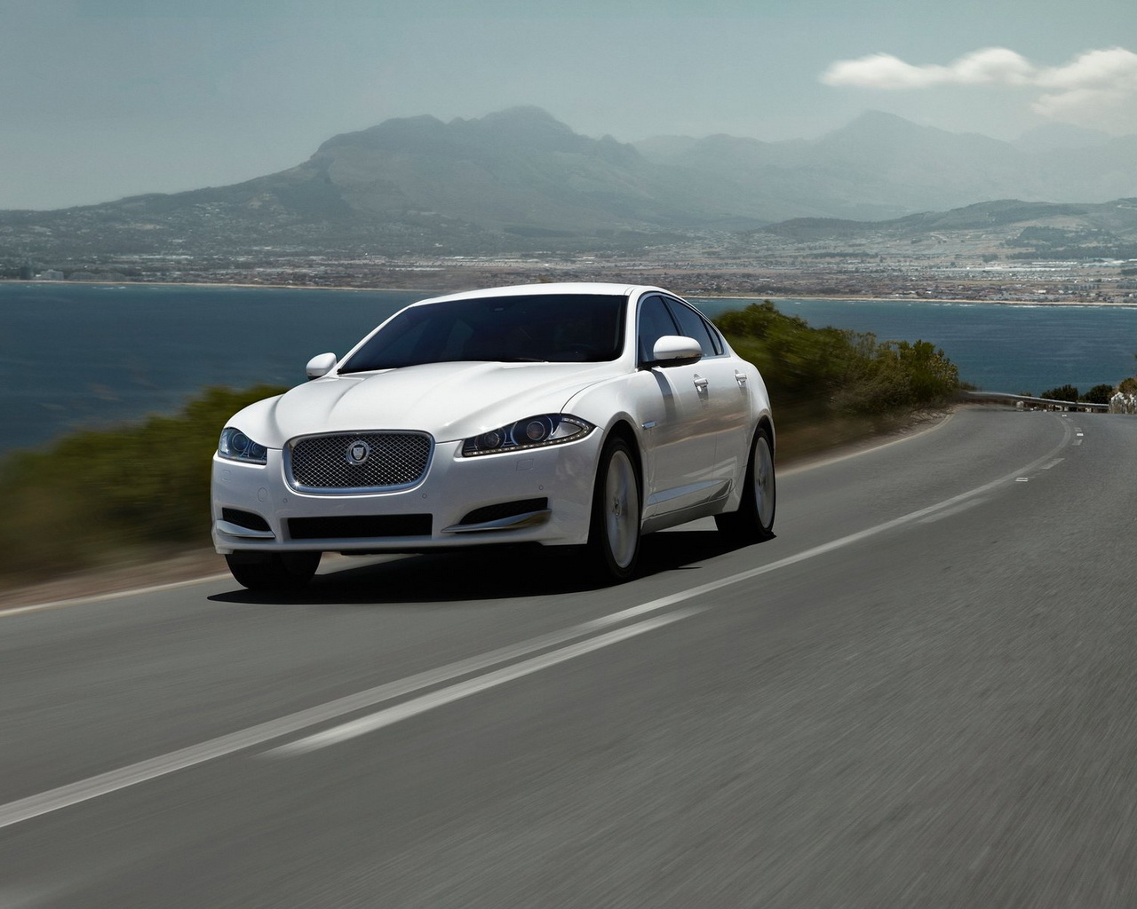 Jaguar-XF