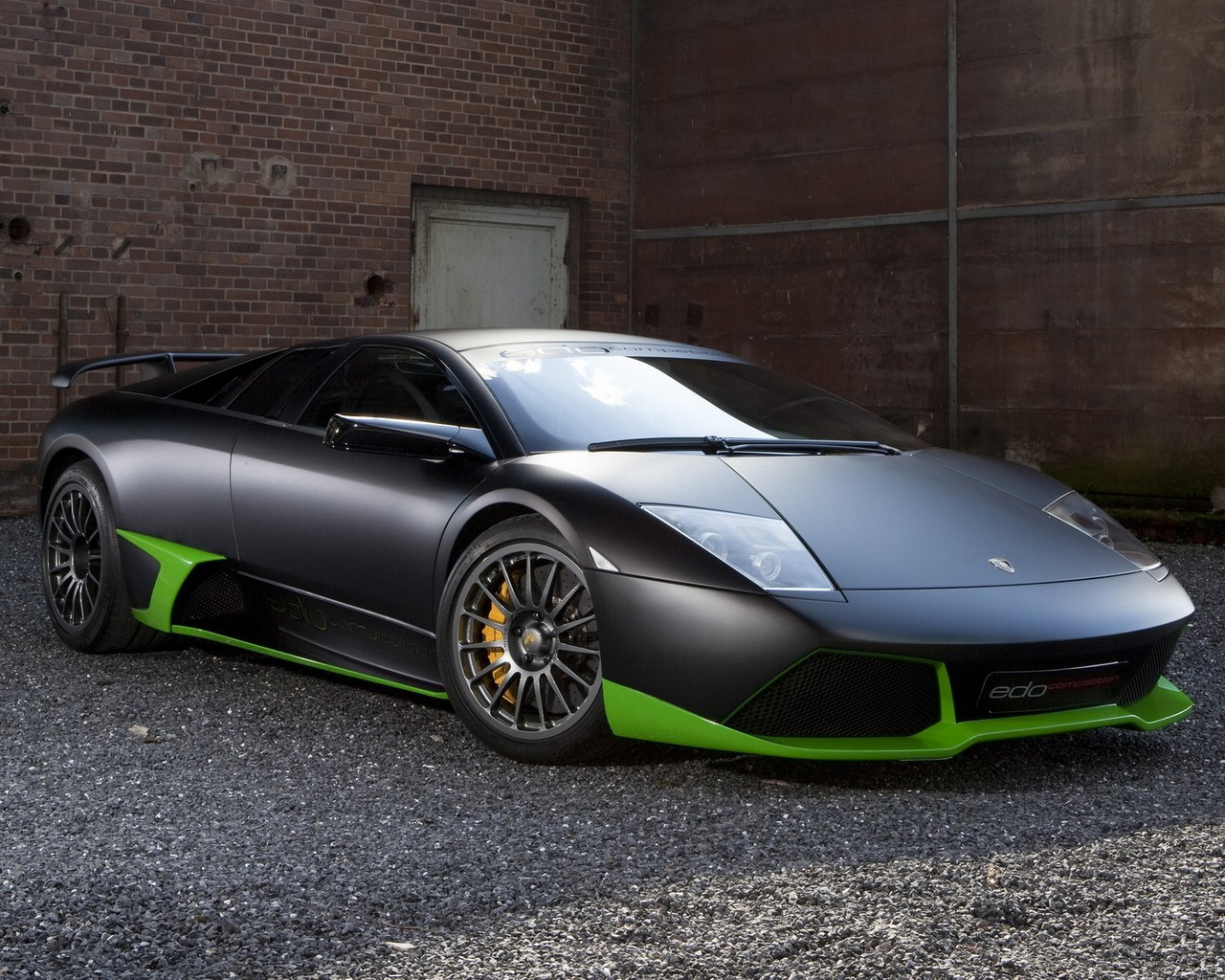 Lamborghini-Murcielago-LP750