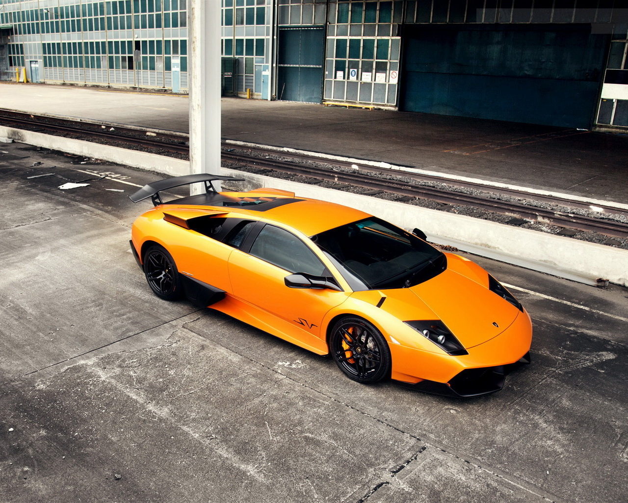 Lamborghini Murcielago LP 670