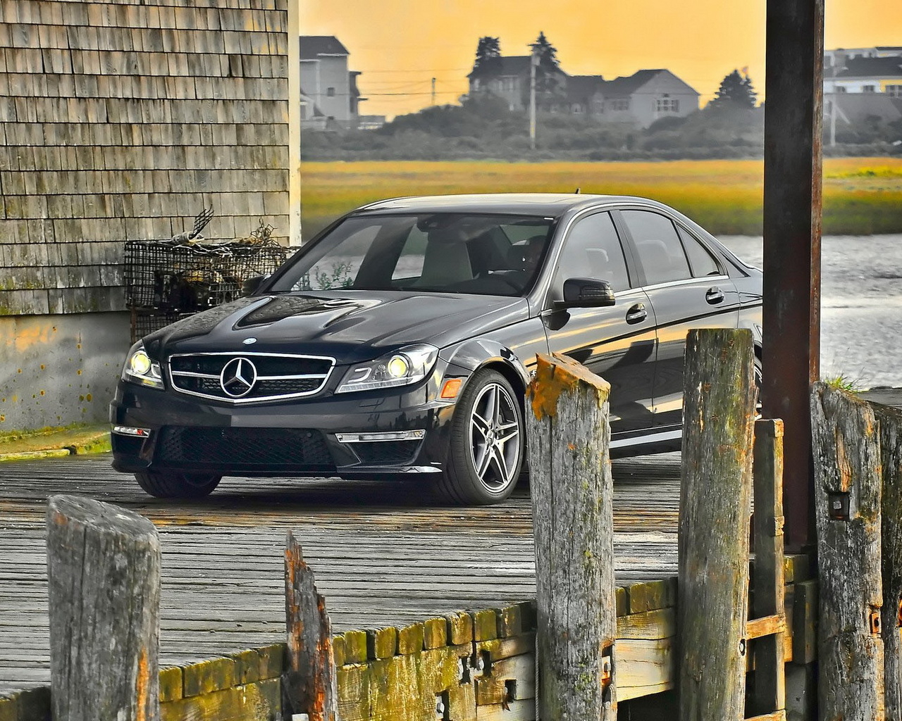 Mercedes-Benz-C63 AMG