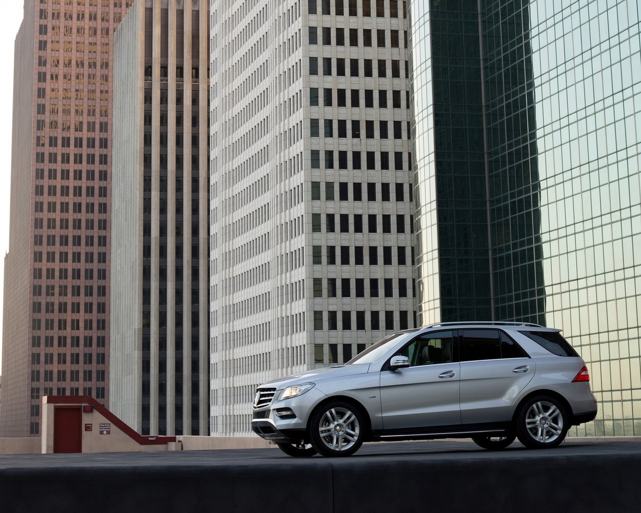 Mercedes-Benz-M-Class 2012