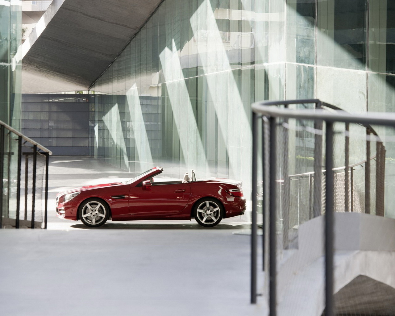 new Mercedes-Benz-SLK-Class