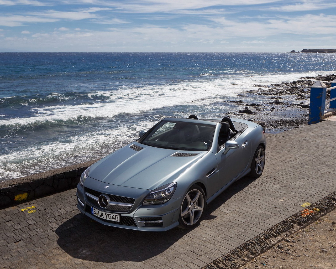 Mercedes-Benz-SLK350