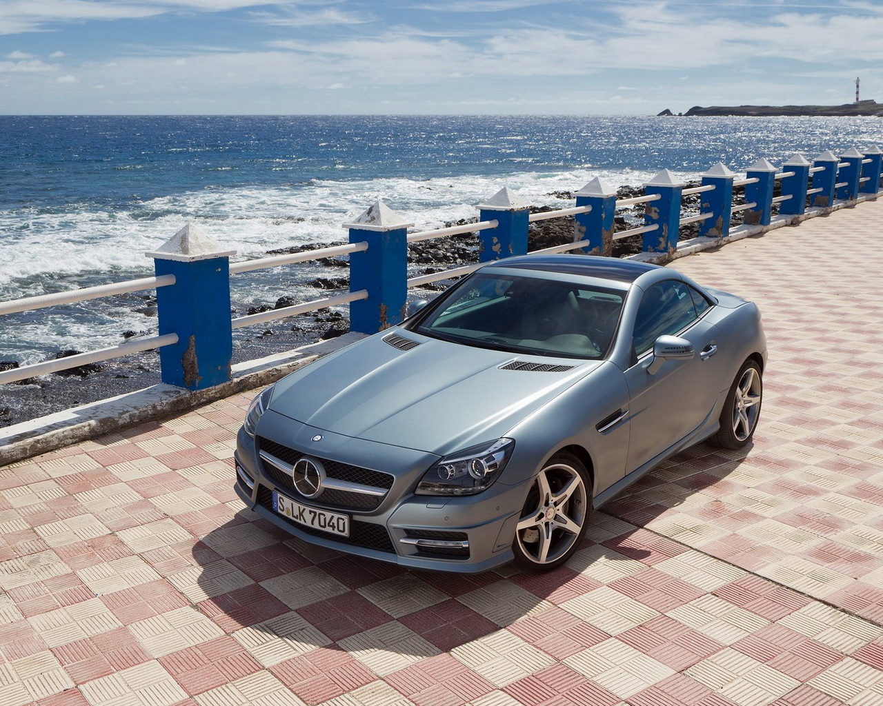 Mercedes-Benz-SLK350