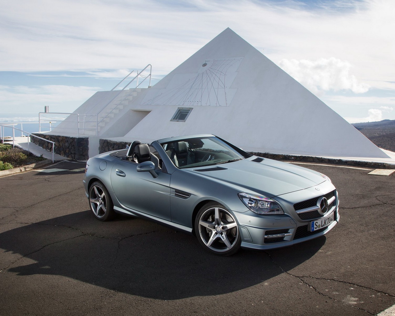 Mercedes-Benz-SLK350 Cabriolet