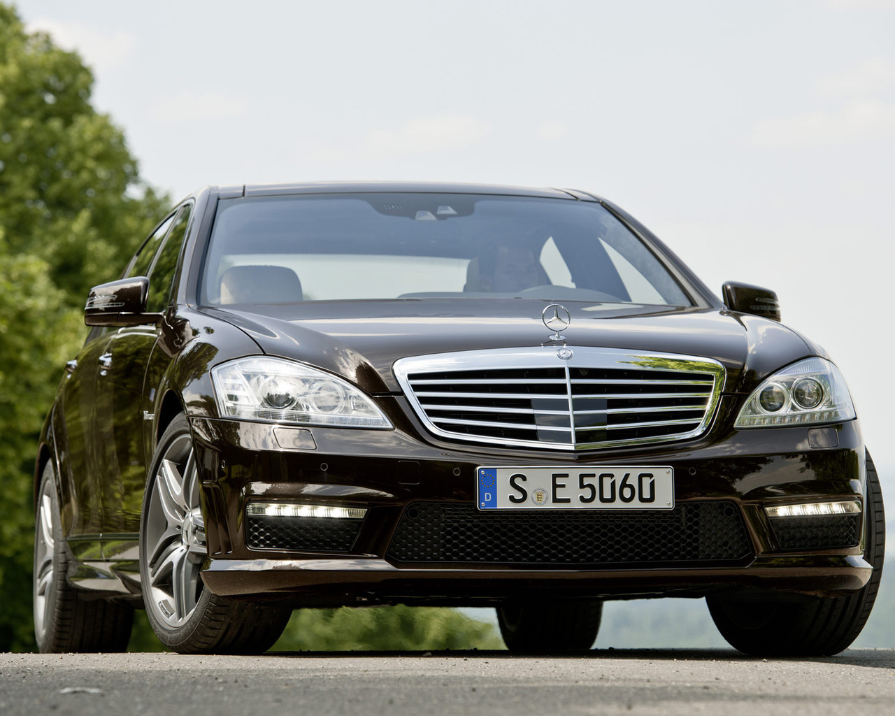 Mercedes Benz s63 amg