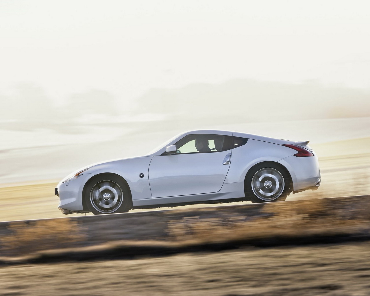 Nissan-370Z 2011