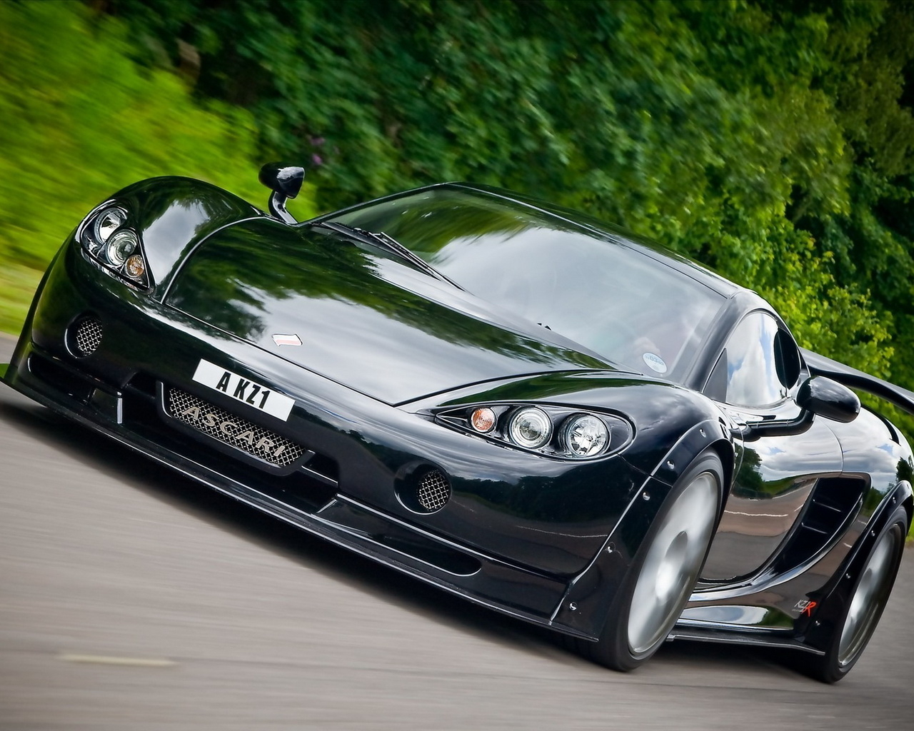 Ascari KZ1