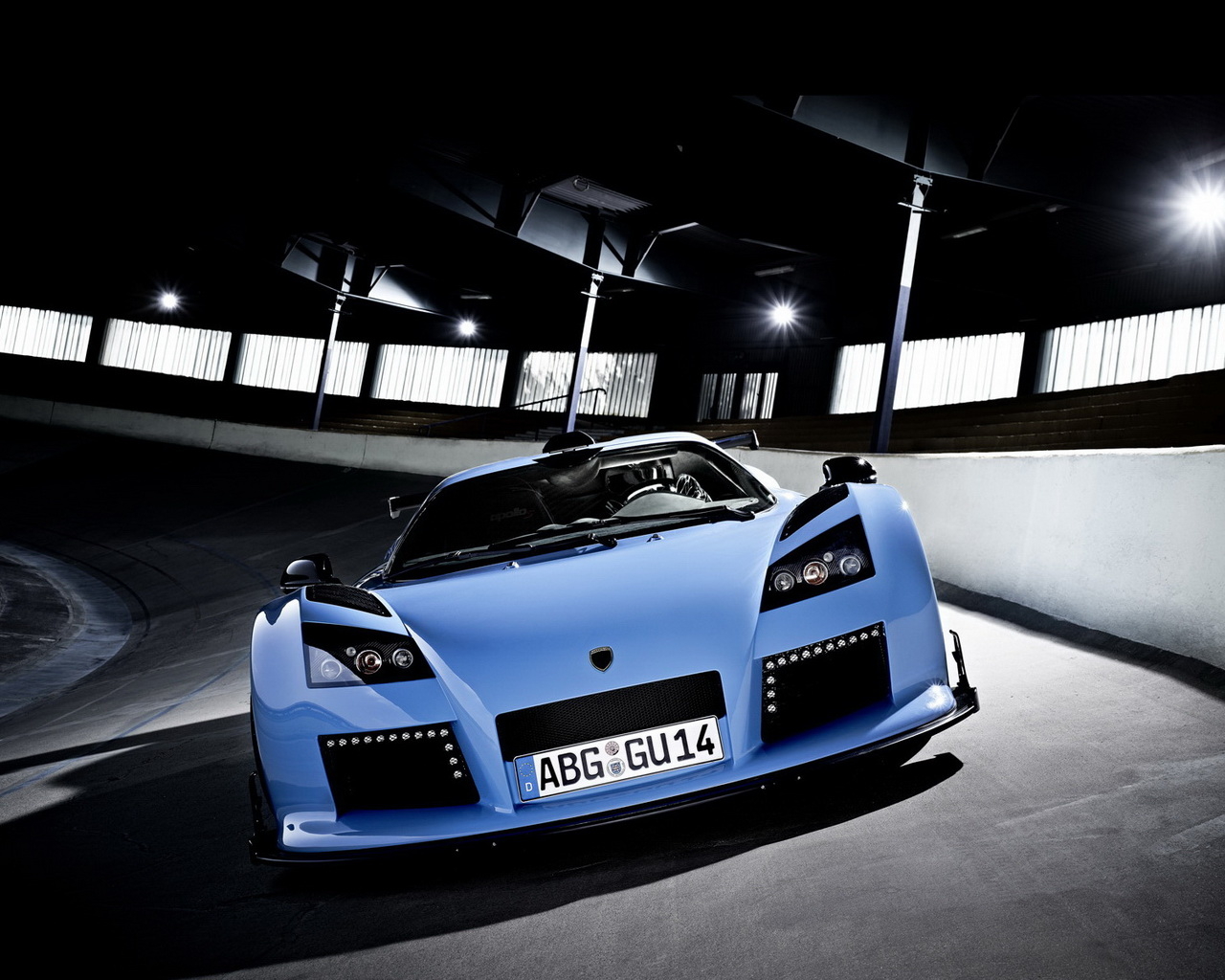 Gumpert-Apollo-S-Front