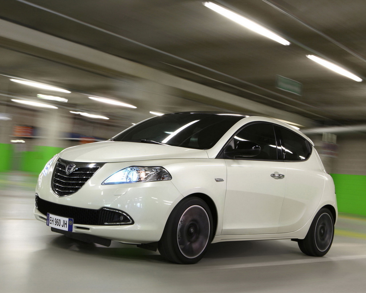 Lancia Ypsilon